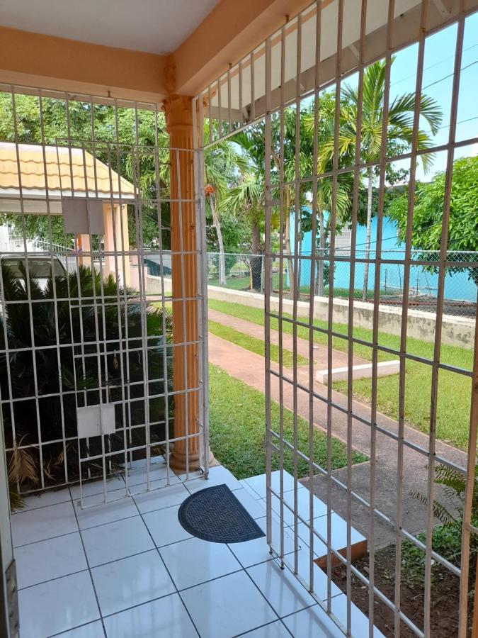 Camelia Rooms Kingston Ngoại thất bức ảnh