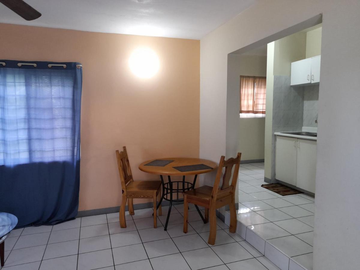 Camelia Rooms Kingston Ngoại thất bức ảnh