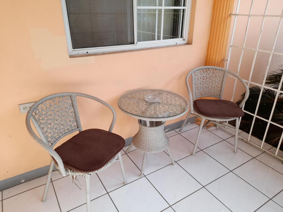 Camelia Rooms Kingston Ngoại thất bức ảnh